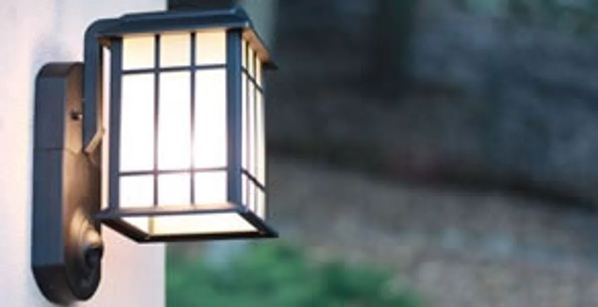 security light installation services with professionally mounted exterior wall light in San Francisco, CA
